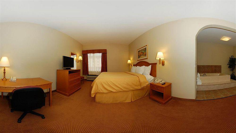 Comfort Suites Tyler South Ngoại thất bức ảnh